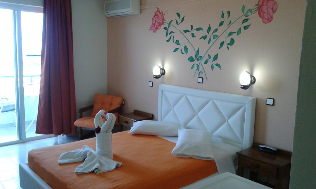Nirvana Beach Hotel Theológos Екстериор снимка